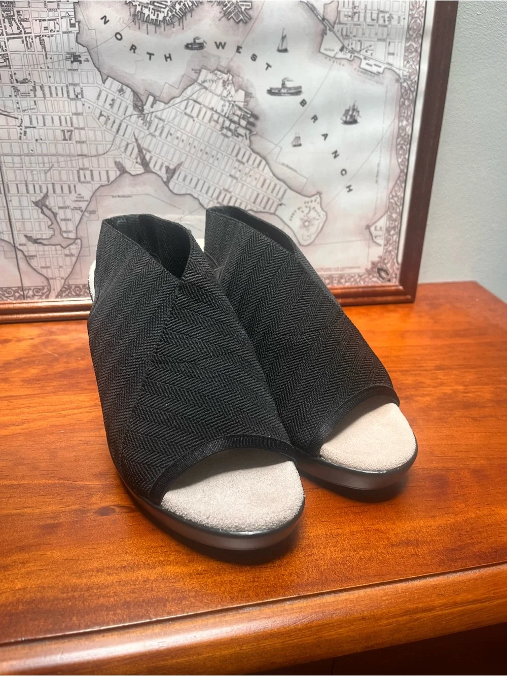 Charleston Shoe Company Black Wedge Sandals Size 7